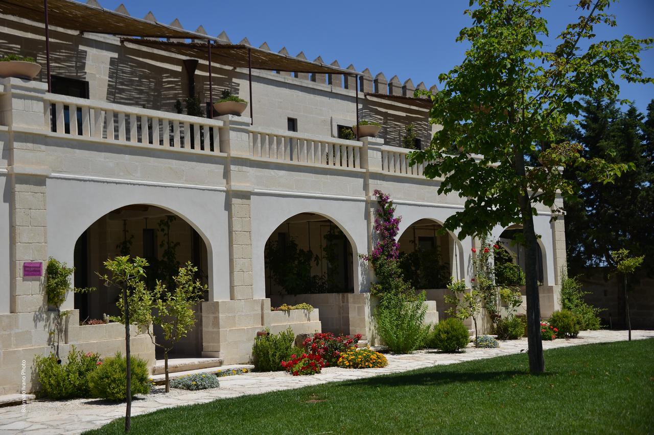 Le Scuderie - Castello Monaci Panzió Salice Salentino Kültér fotó